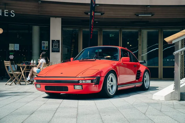 A red classic Porsche 911